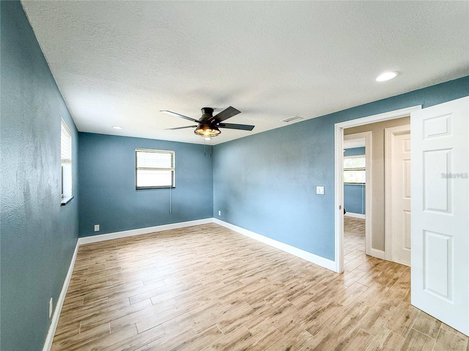 8648 78TH PLACE, Seminole, FL 33777 8648 78TH PLACE, Seminole, FL 33777