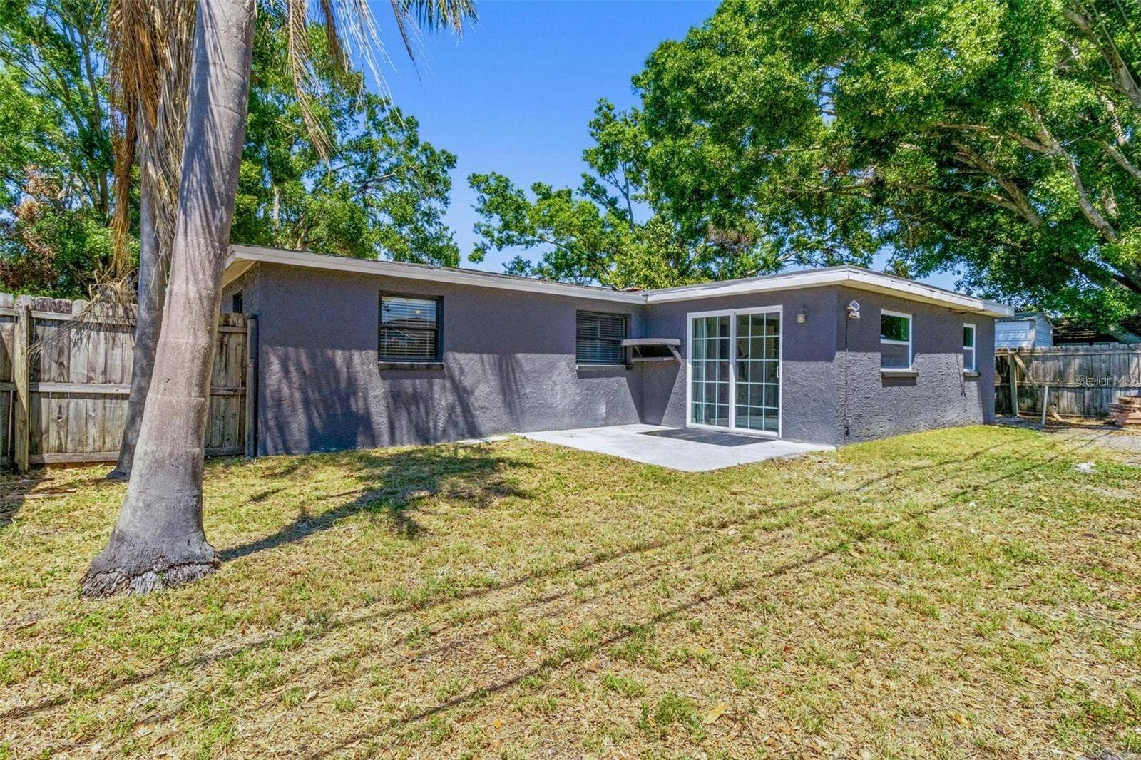8648 78TH PLACE, Seminole, FL 33777 8648 78TH PLACE, Seminole, FL 33777