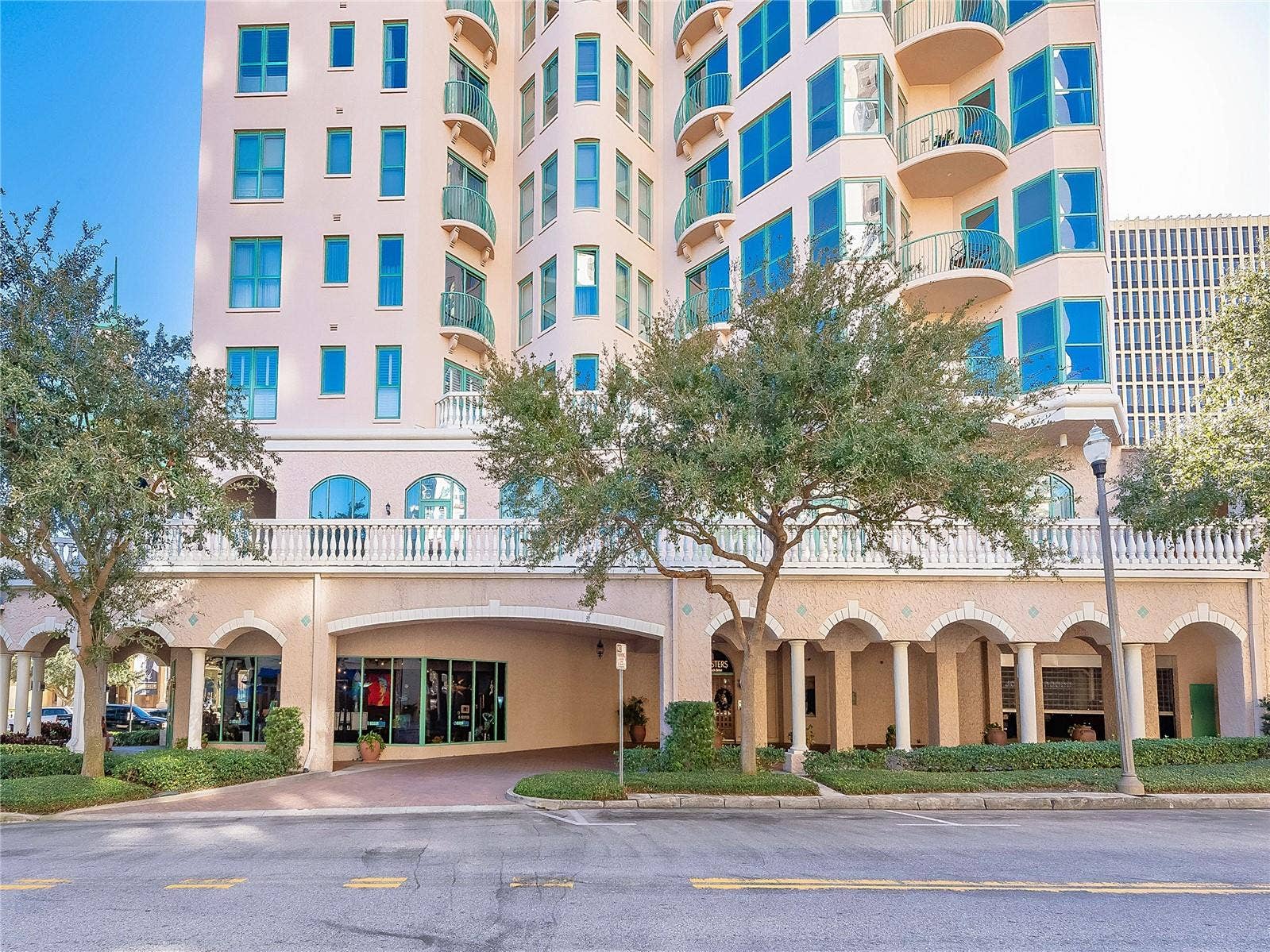 288 BEACH DRIVE NE, #6A, St Petersburg, FL 33701