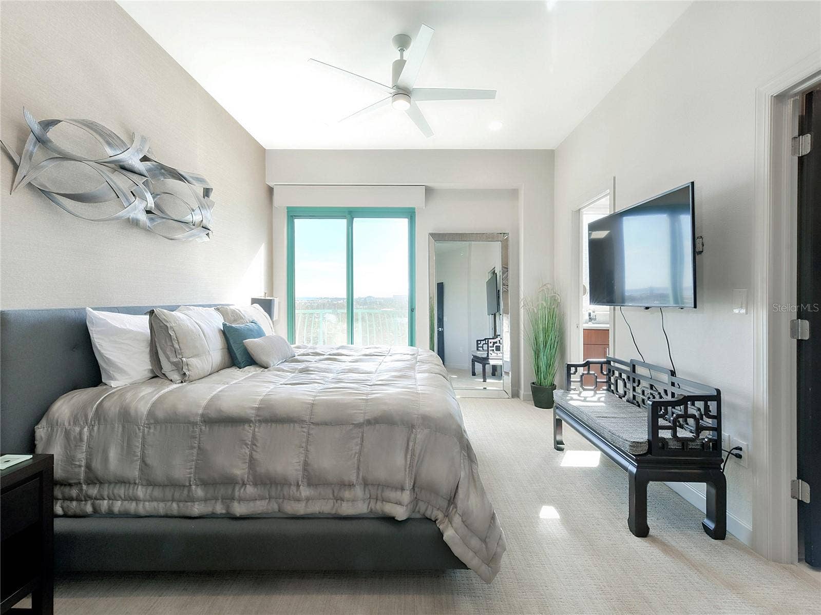 288 BEACH DRIVE NE, #6A, St Petersburg, FL 33701