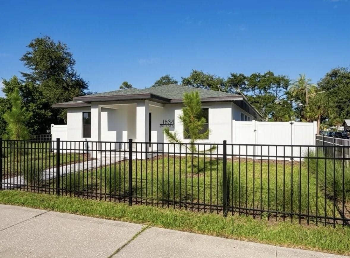 1834 19TH STREET S, St Petersburg, FL 33712 1834 19TH STREET S, St Petersburg, FL 33712