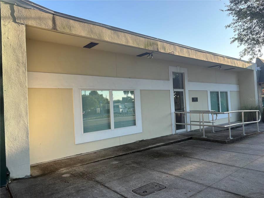 Property photo for 200 W BAY DRIVE, Largo, FL
