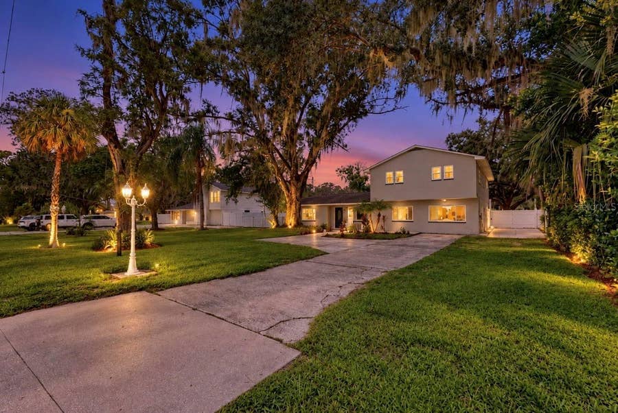 Property photo for 11004 RIVERVIEW DRIVE, Riverview, FL