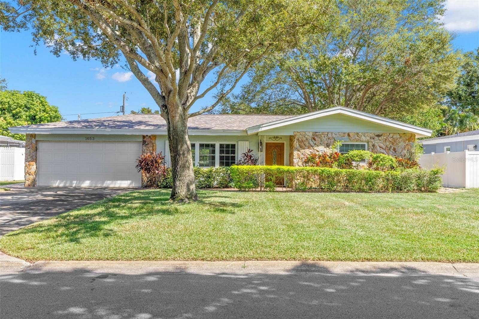 1653 S EVERGREEN AVENUE, Clearwater, FL 33756 1653 S EVERGREEN AVENUE, Clearwater, FL 33756