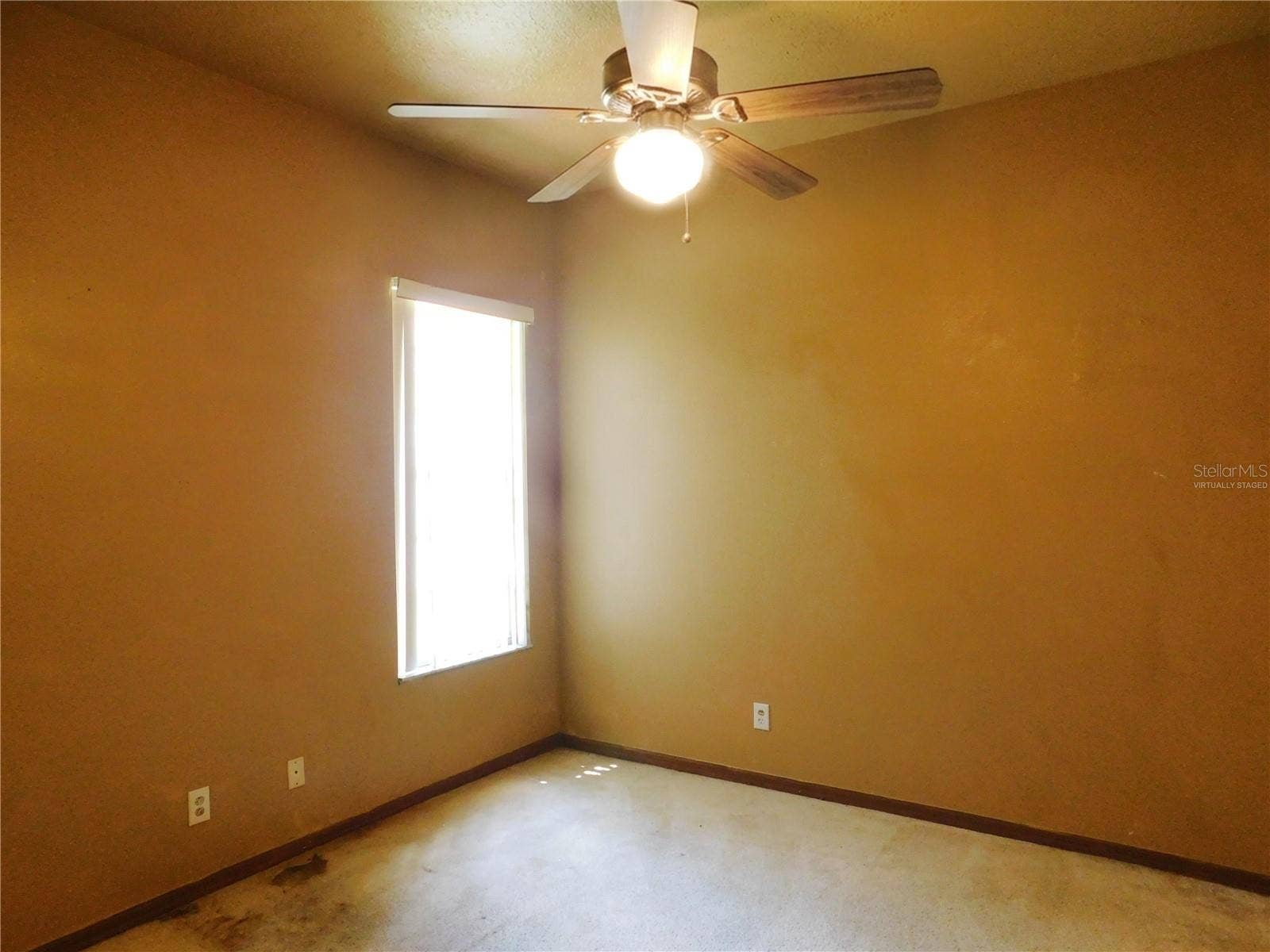 2412 BLUE STONE COURT, Valrico, FL 33594 Virtually staged