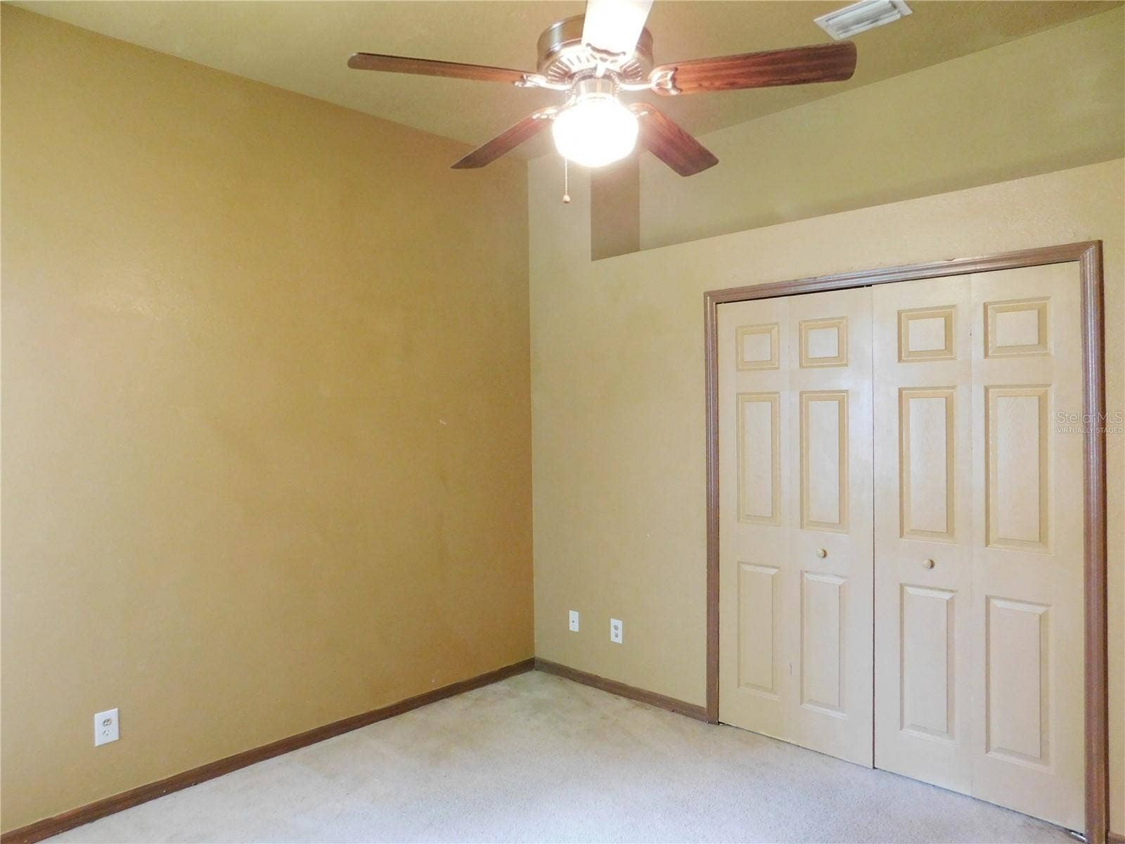 2412 BLUE STONE COURT, Valrico, FL 33594 Virtually staged