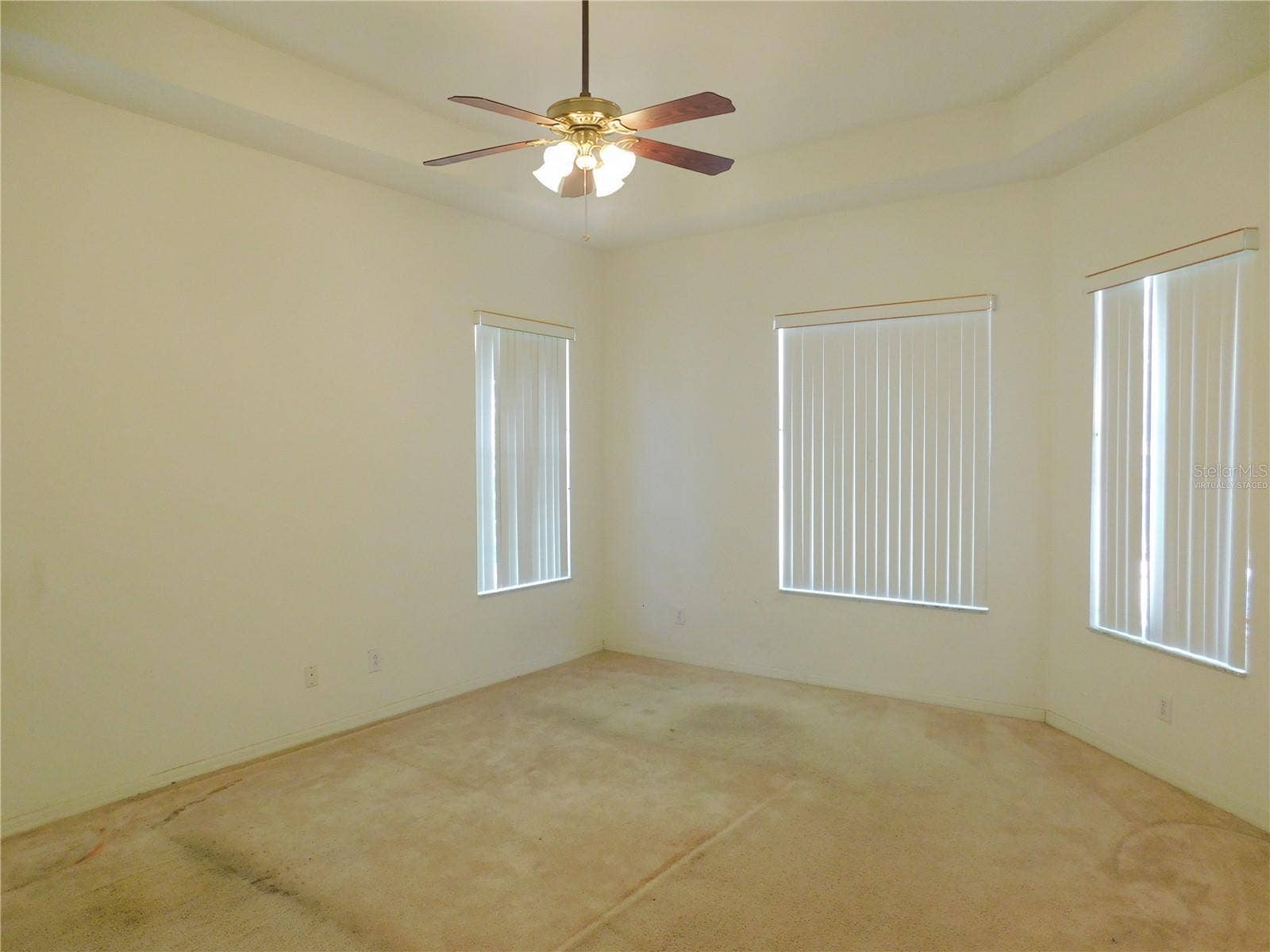 2412 BLUE STONE COURT, Valrico, FL 33594 Virtually staged