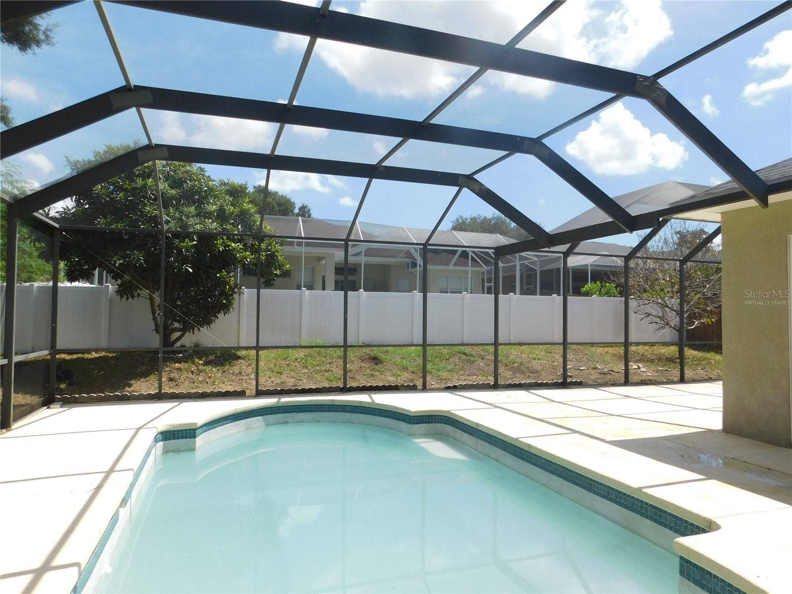 2412 BLUE STONE COURT, Valrico, FL 33594 Virtually staged
