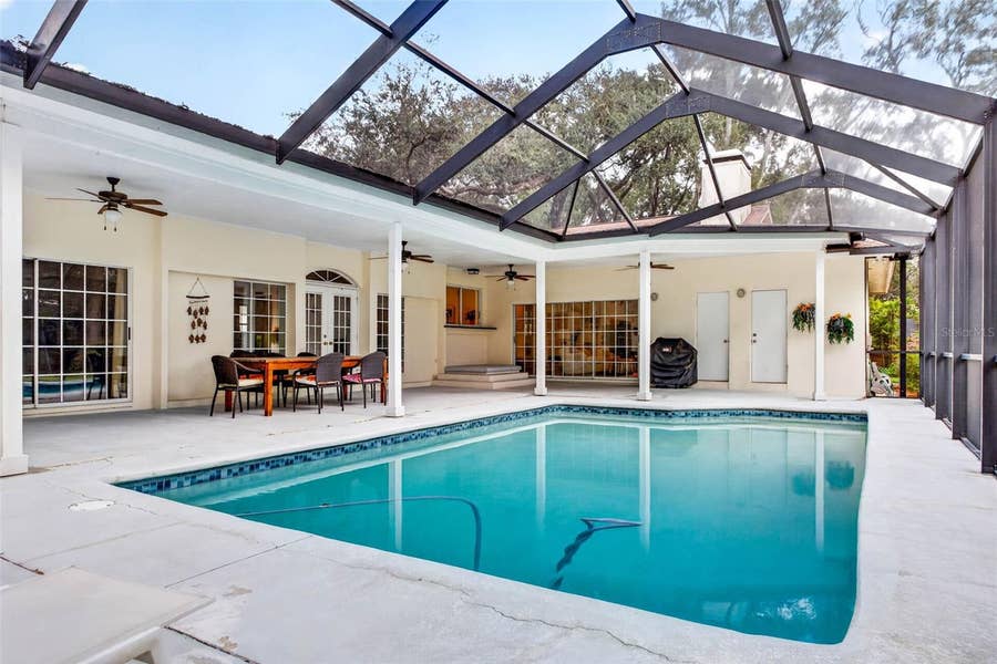 Property photo for 513 GARRARD DRIVE, Temple Terrace, FL