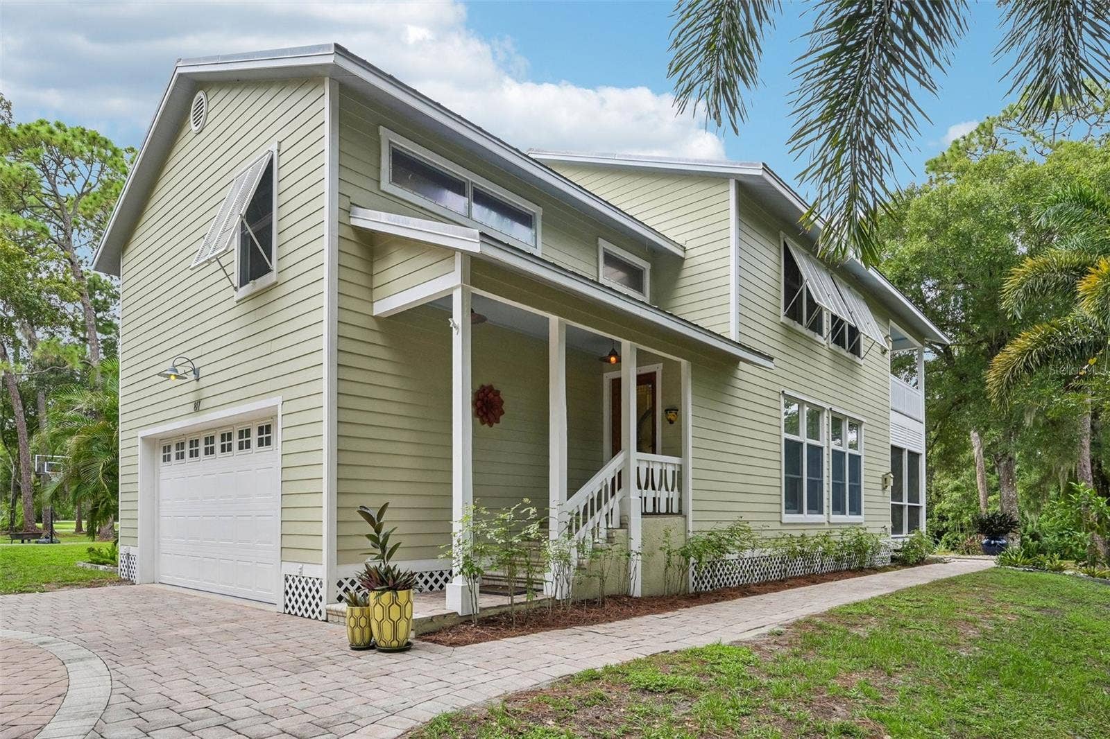 817 OAK VISTA DRIVE, Sarasota, FL 34232