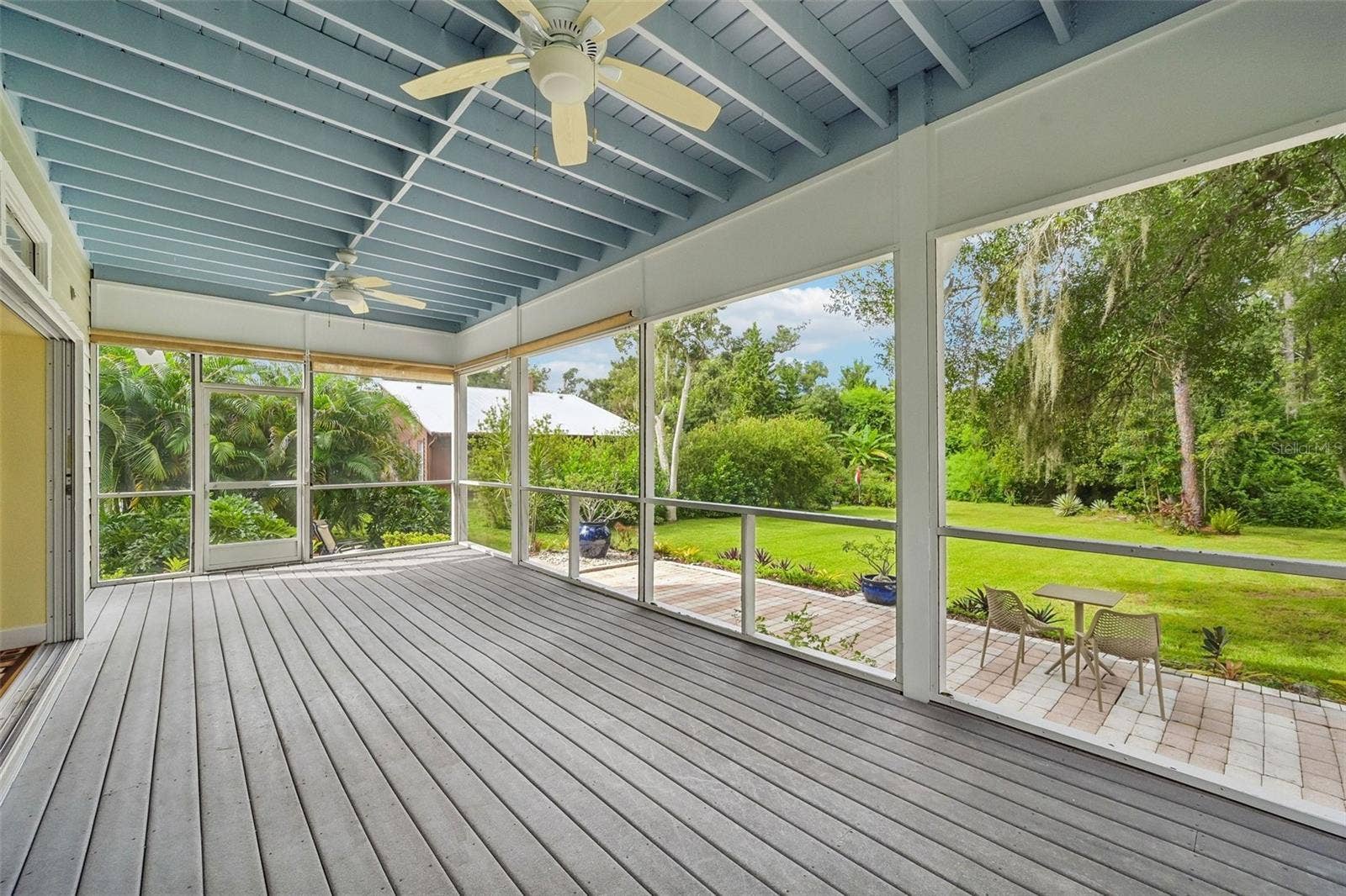817 OAK VISTA DRIVE, Sarasota, FL 34232