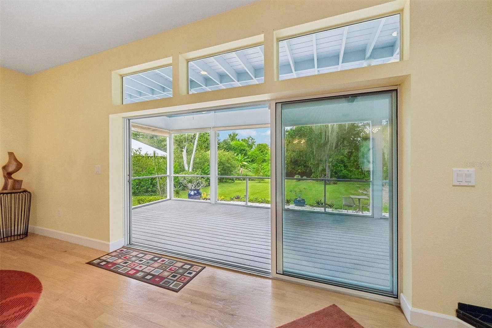 817 OAK VISTA DRIVE, Sarasota, FL 34232
