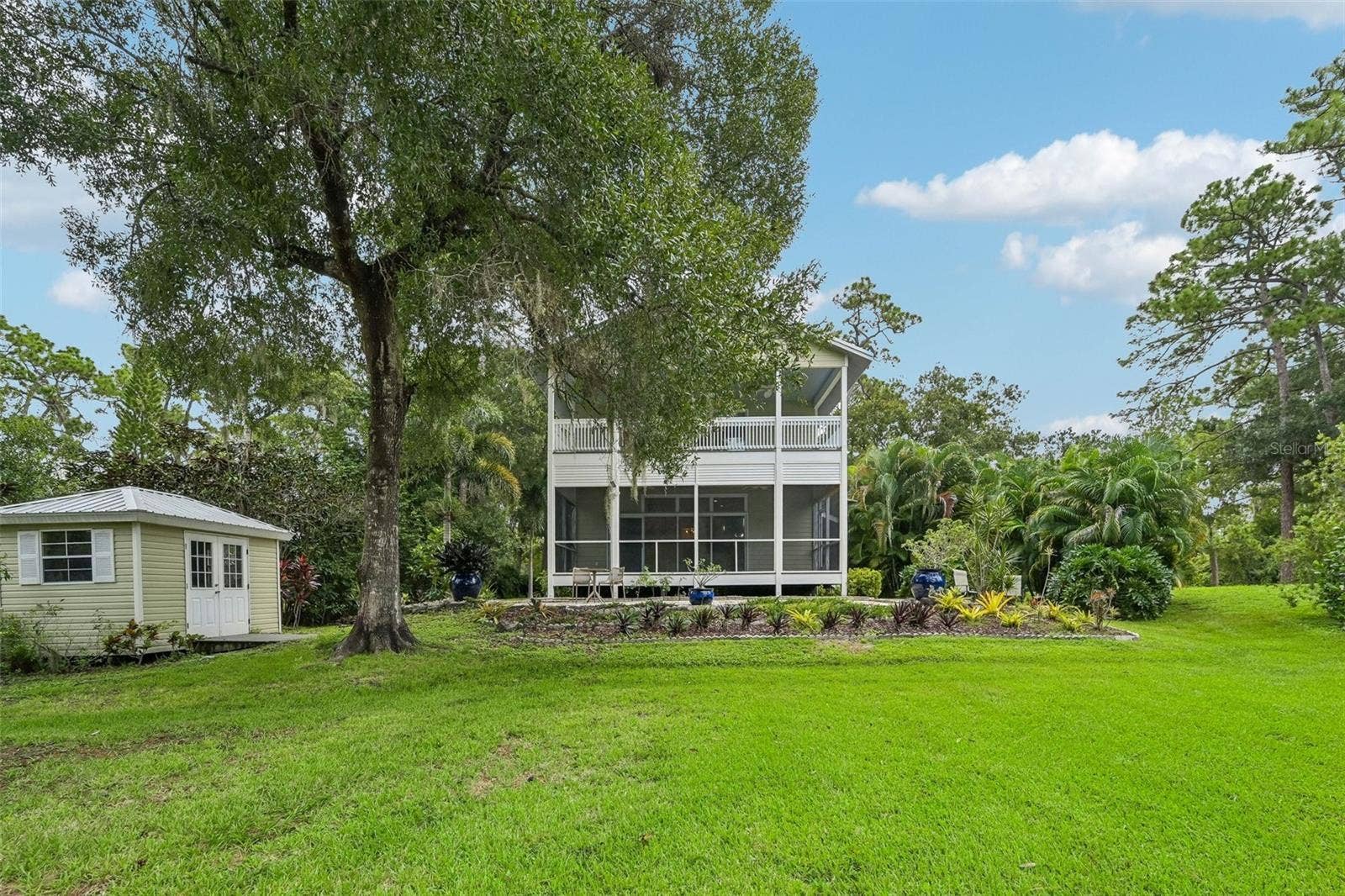 817 OAK VISTA DRIVE, Sarasota, FL 34232