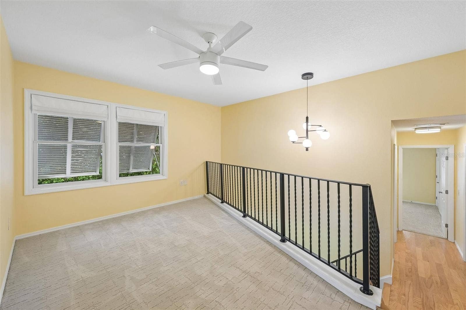817 OAK VISTA DRIVE, Sarasota, FL 34232