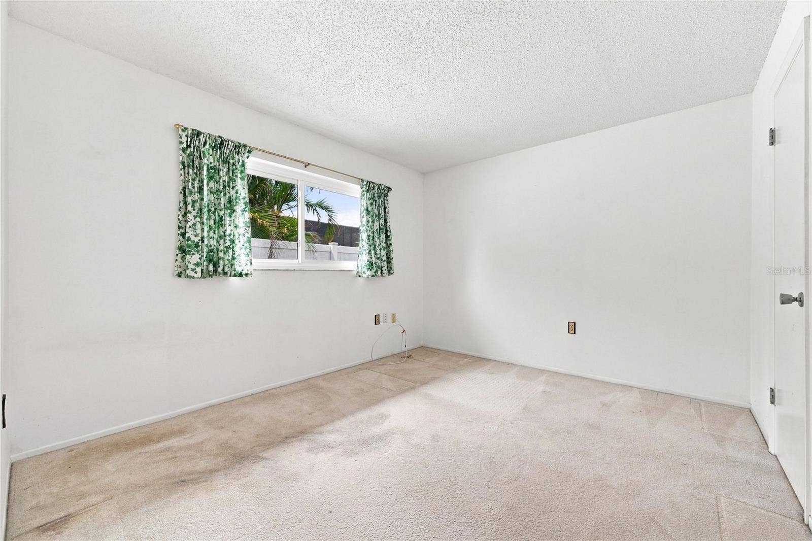 203 HILLCREST DRIVE, Safety Harbor, FL 34695