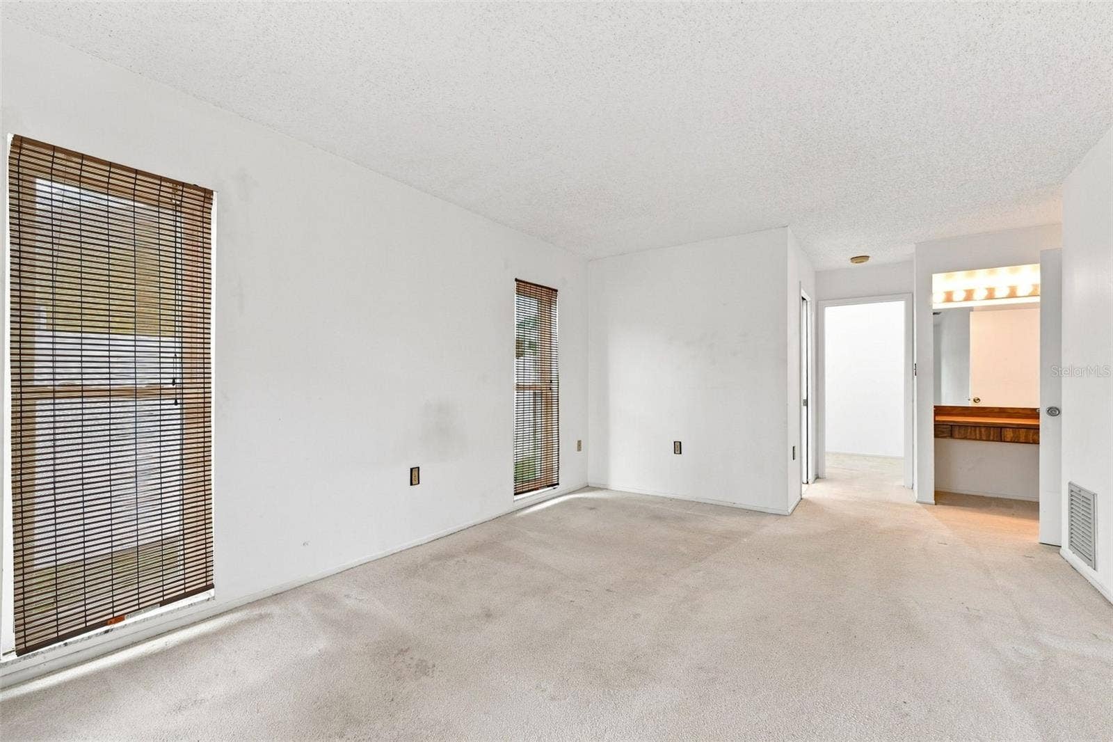 203 HILLCREST DRIVE, Safety Harbor, FL 34695