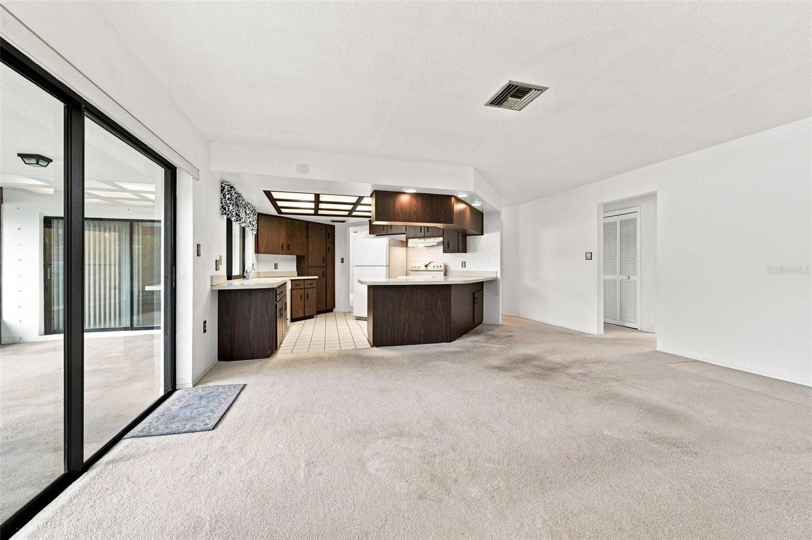 203 HILLCREST DRIVE, Safety Harbor, FL 34695