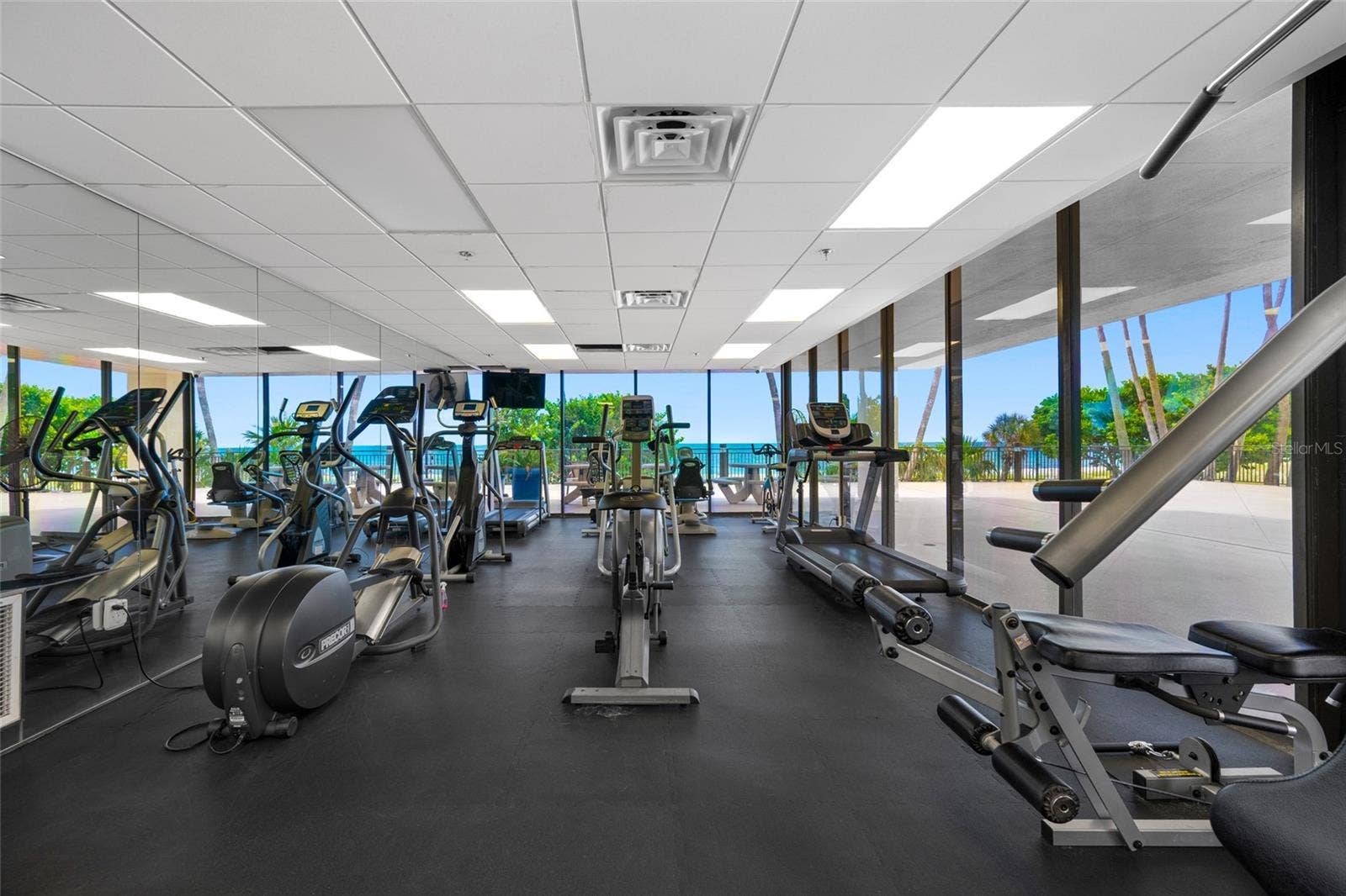 7650 BAYSHORE DRIVE, #406, Treasure Island, FL 33706 7650 BAYSHORE DRIVE, #406, Treasure Island, FL 33706