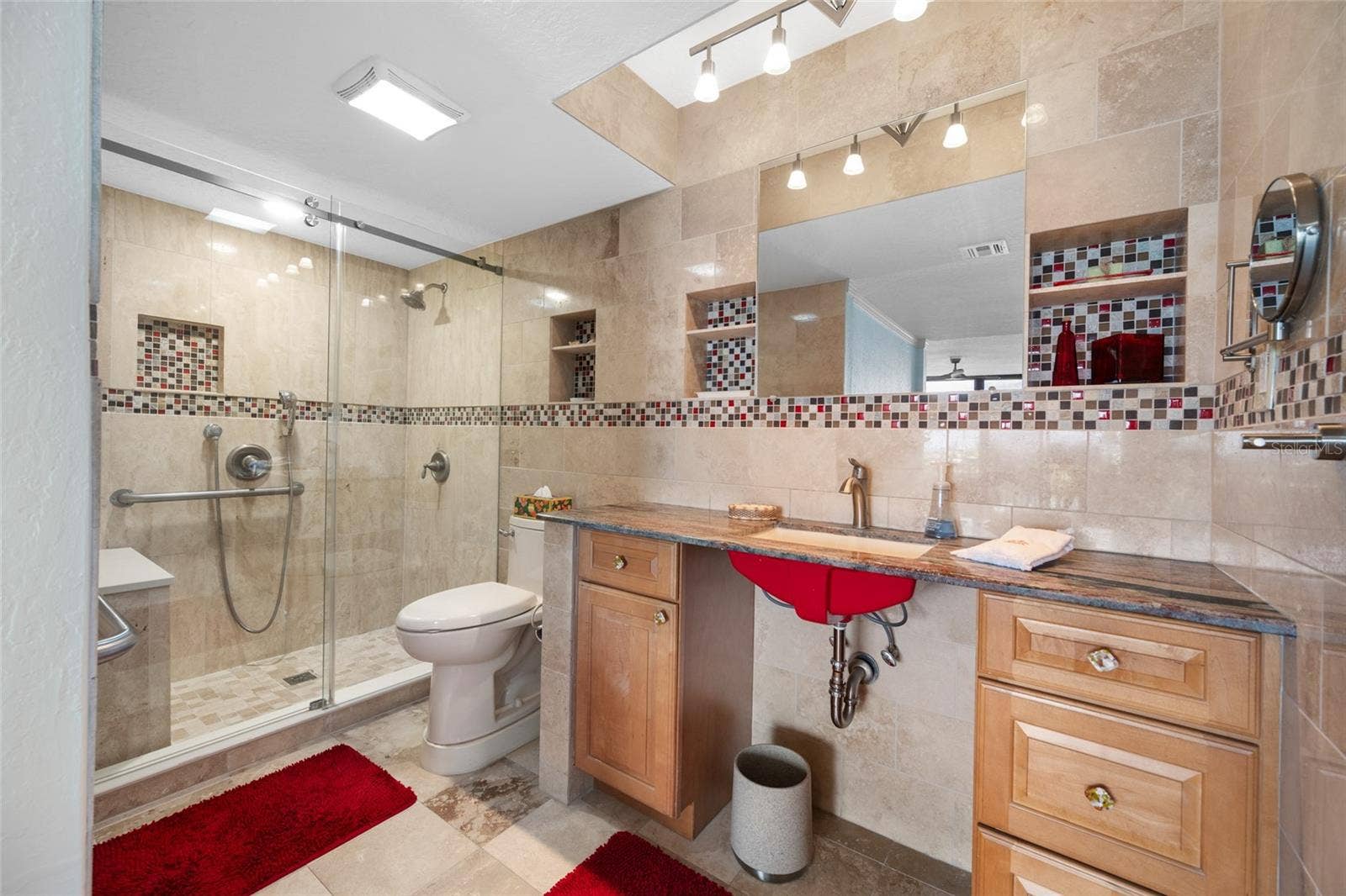 7650 BAYSHORE DRIVE, #406, Treasure Island, FL 33706 7650 BAYSHORE DRIVE, #406, Treasure Island, FL 33706