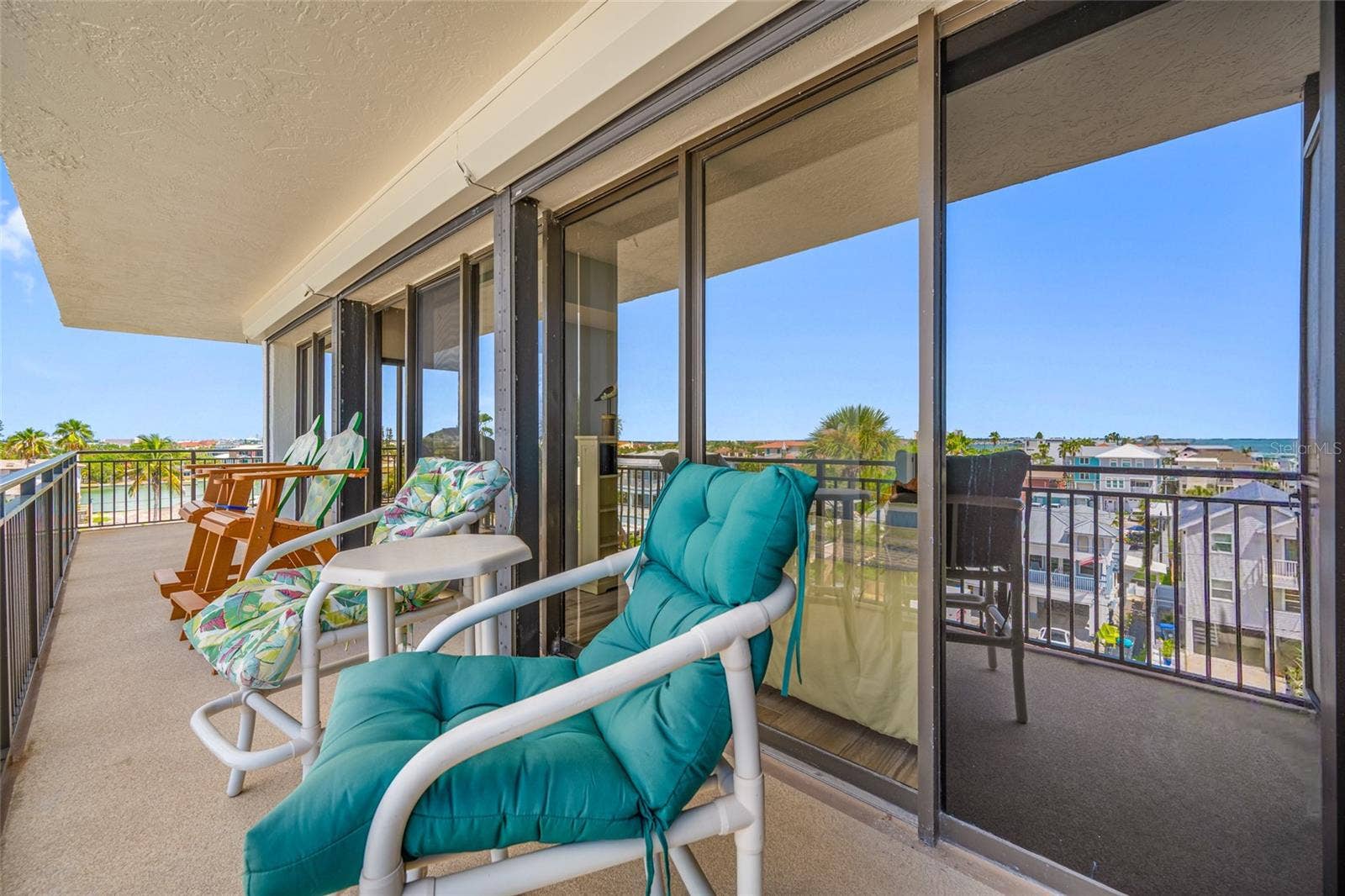 7650 BAYSHORE DRIVE, #406, Treasure Island, FL 33706 7650 BAYSHORE DRIVE, #406, Treasure Island, FL 33706