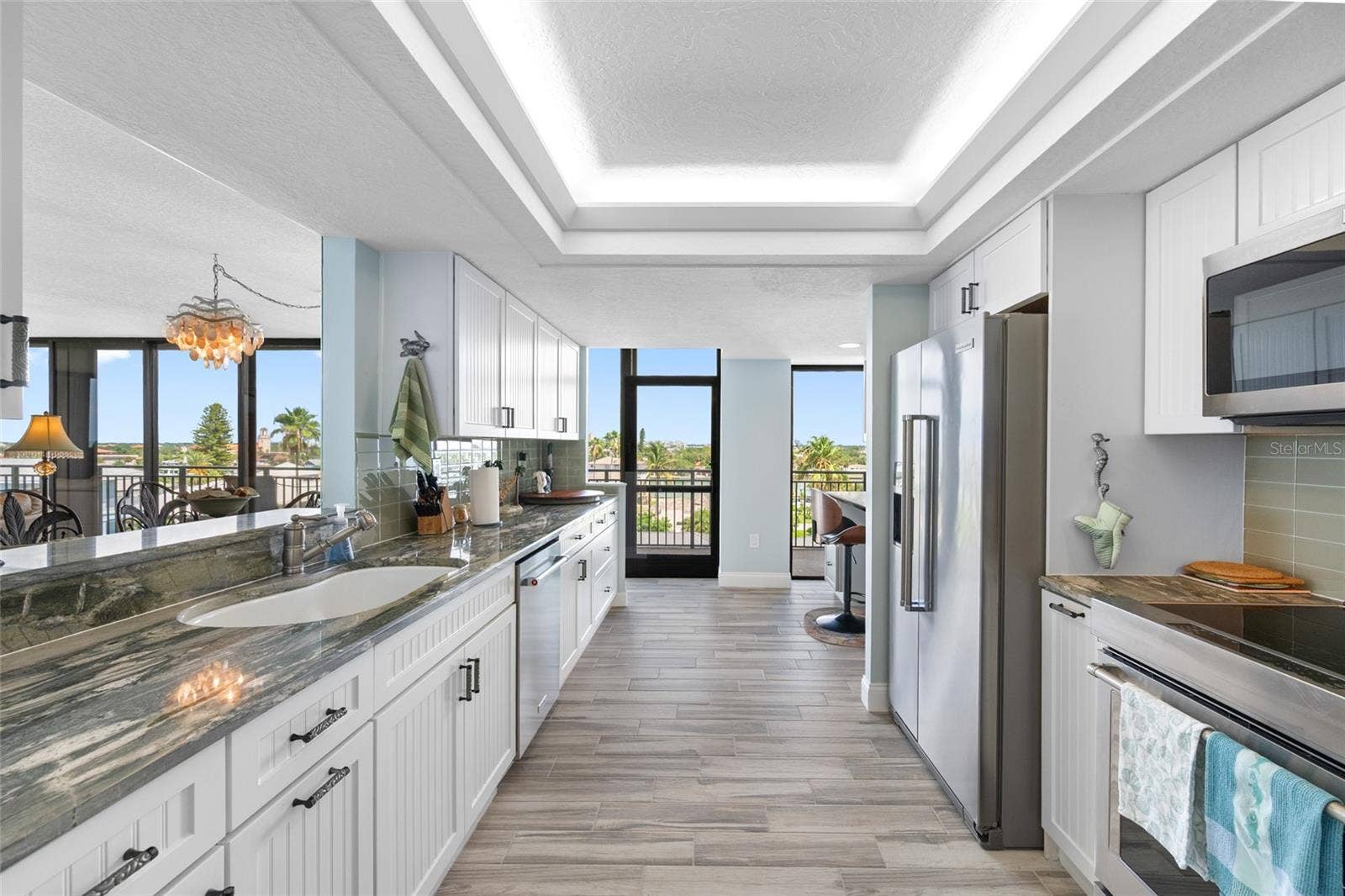 7650 BAYSHORE DRIVE, #406, Treasure Island, FL 33706 7650 BAYSHORE DRIVE, #406, Treasure Island, FL 33706