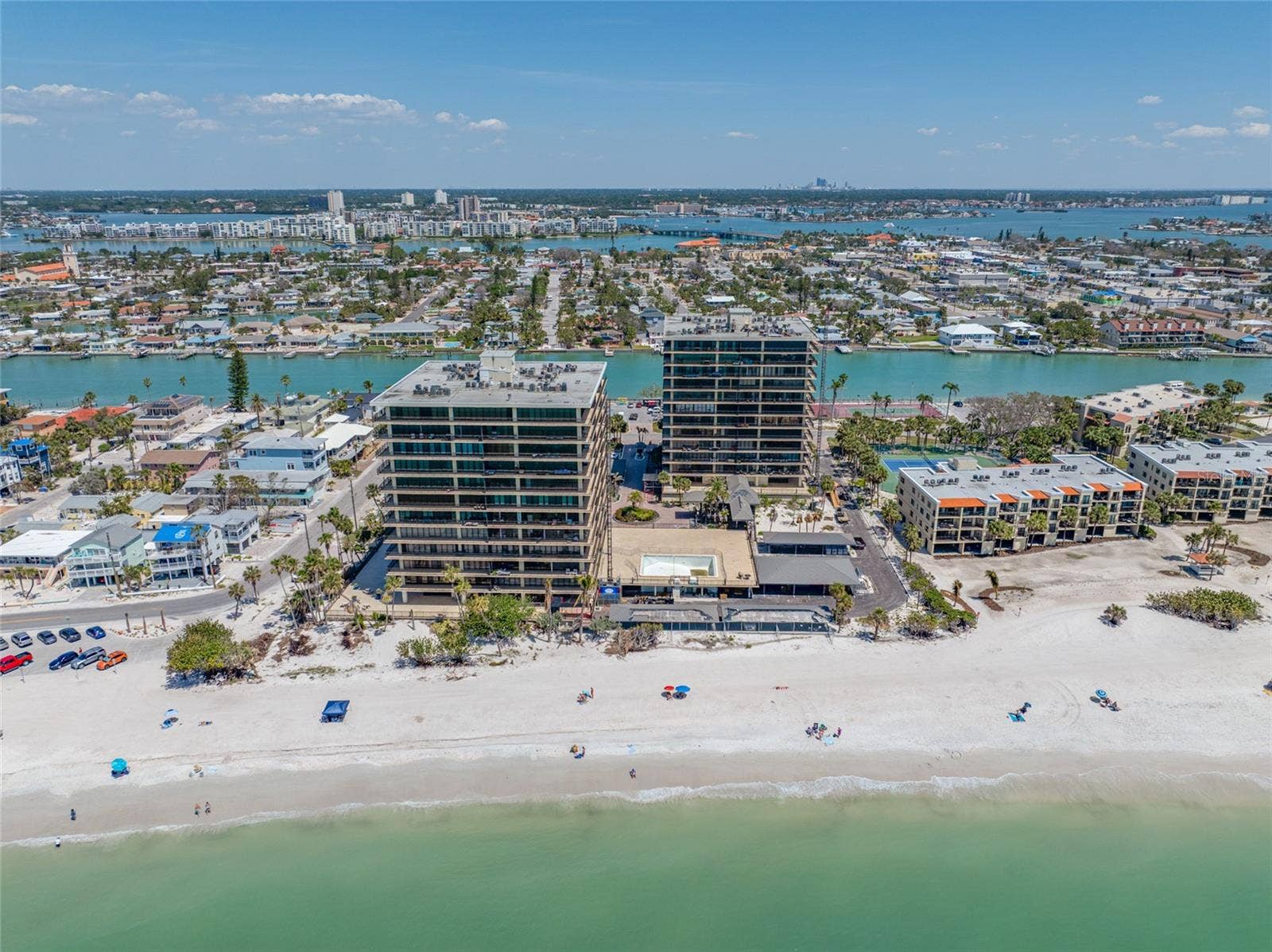 7650 BAYSHORE DRIVE, #406, Treasure Island, FL 33706 7650 BAYSHORE DRIVE, #406, Treasure Island, FL 33706