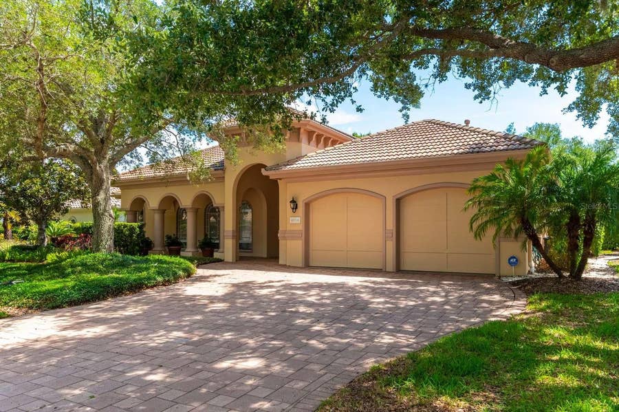 Property photo for 6914 STANHOPE PLACE, Bradenton, FL