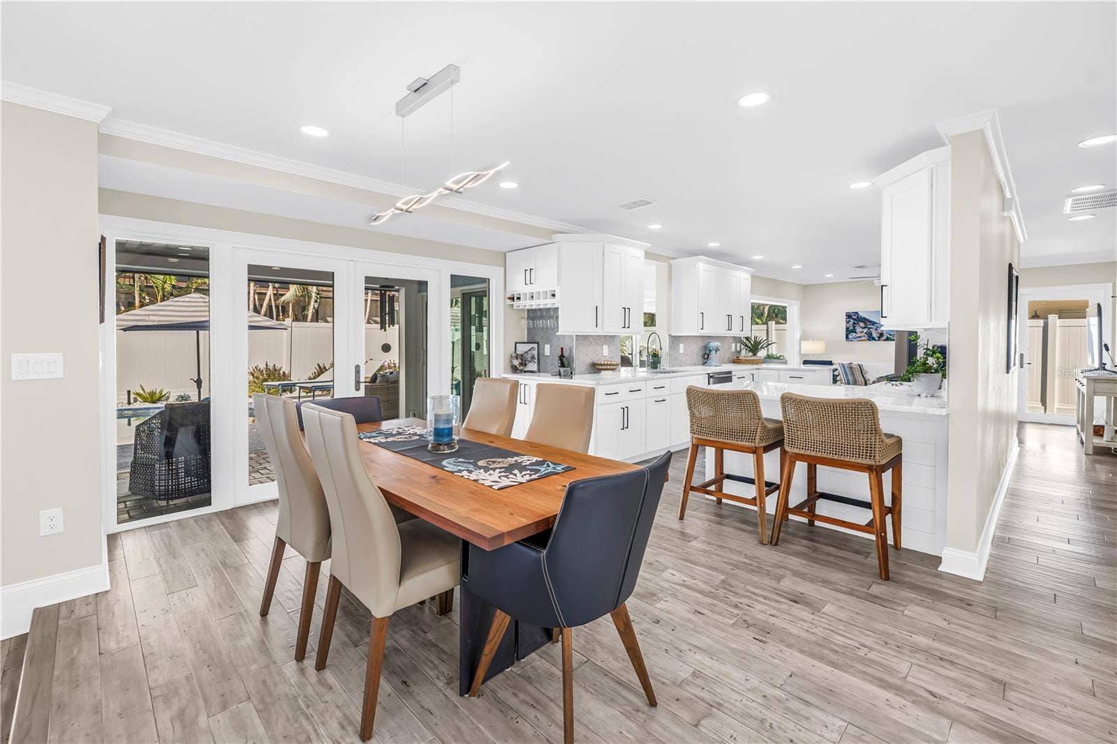 1114 2ND AVENUE S, Tierra Verde, FL 33715 This home flows beautifully for entertaining.
