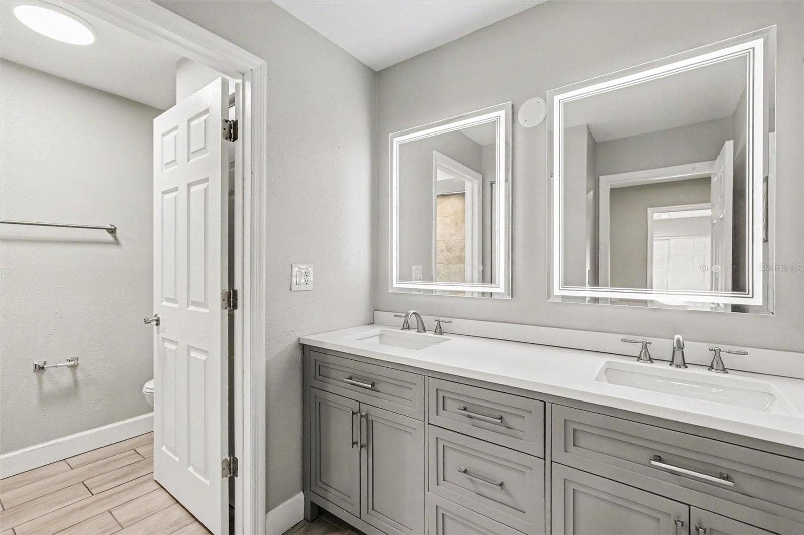 8114 OAK TRACE WAY, #C, Tampa, FL 33634