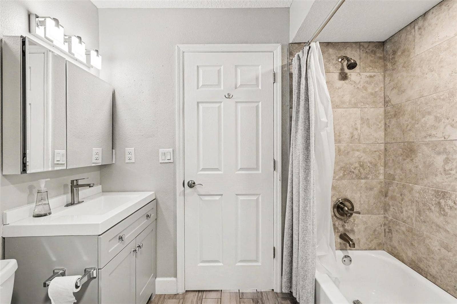 8114 OAK TRACE WAY, #C, Tampa, FL 33634