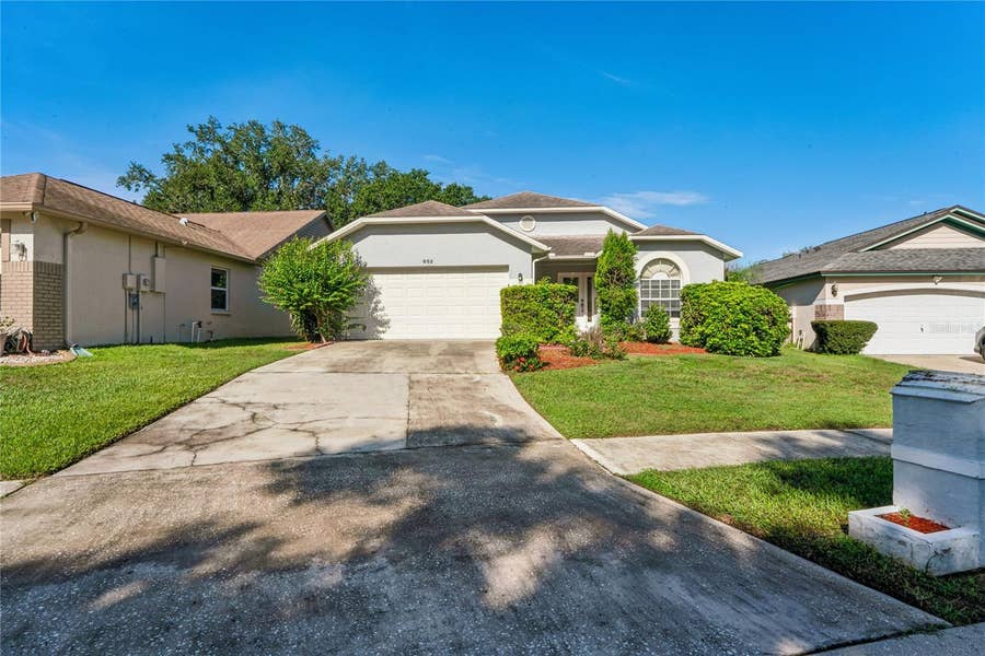 Property photo for 652 SAND RIDGE DRIVE, Valrico, FL