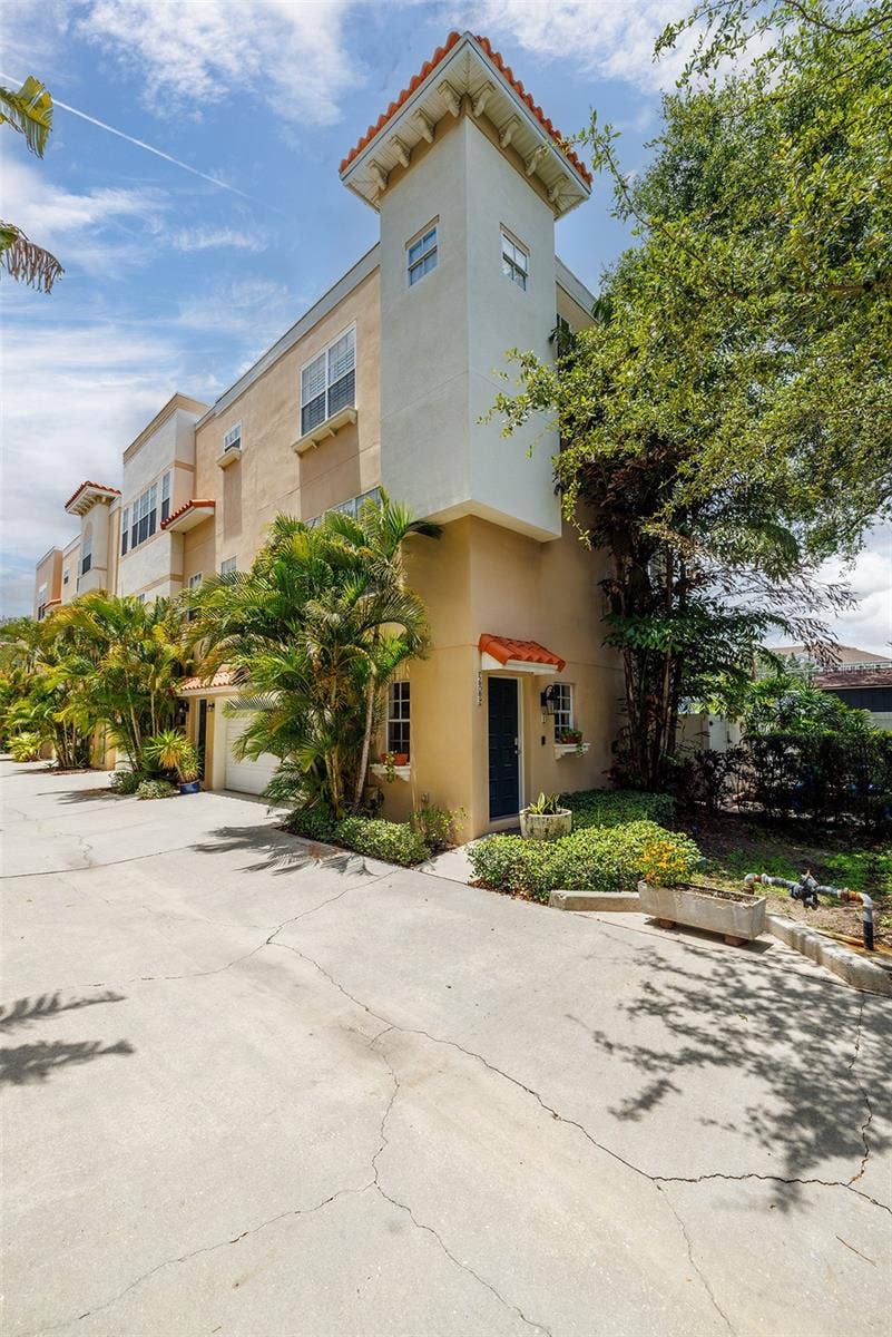 509 S MATANZAS AVENUE, #2, Tampa, FL 33609 509 S MATANZAS AVENUE, #2, Tampa, FL 33609