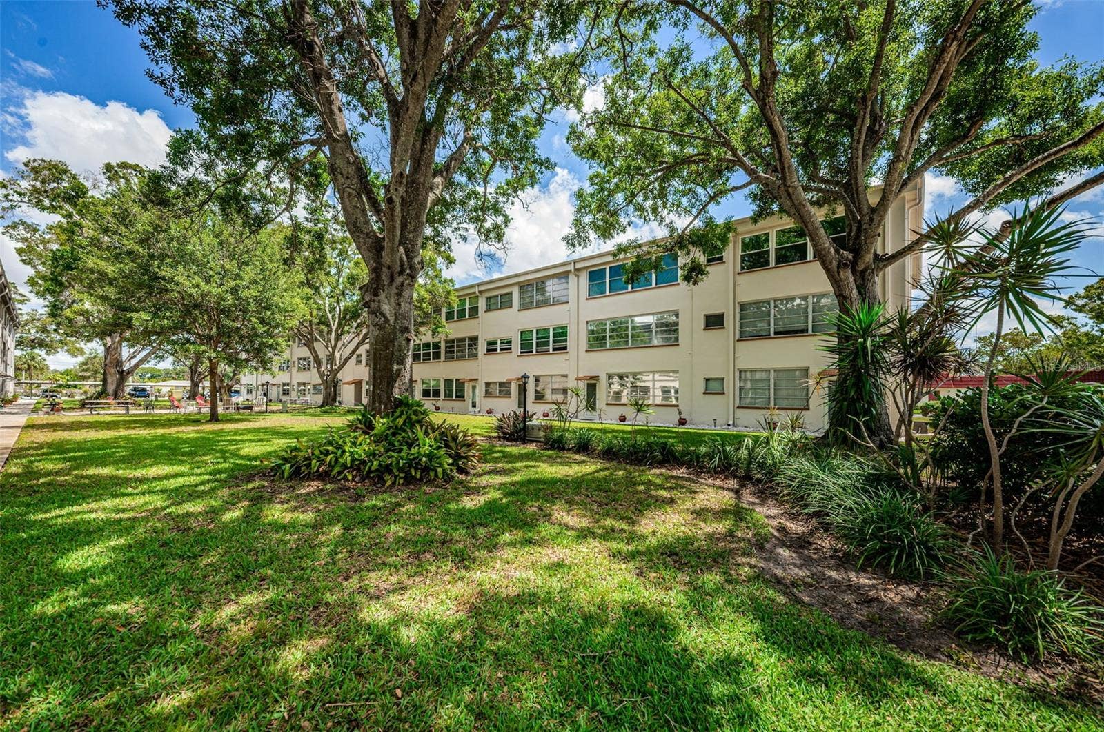 5880 38TH AVENUE N, #309, St Petersburg, FL 33710