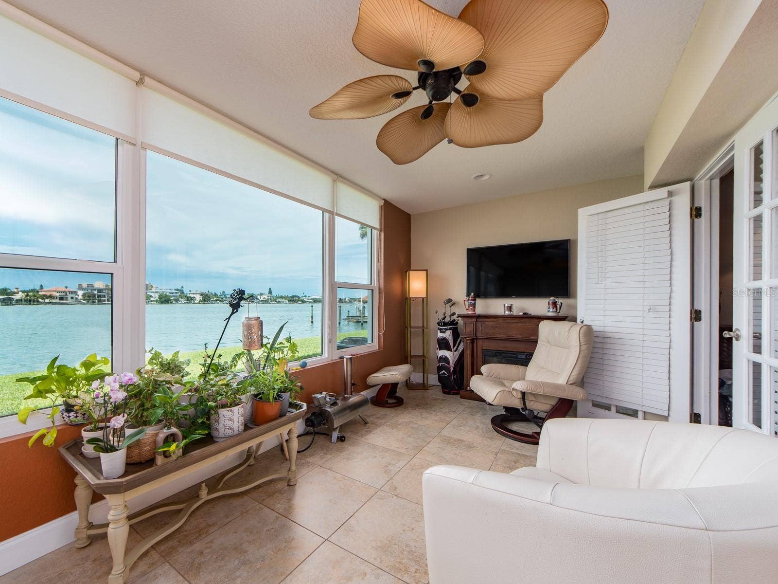 770 ISLAND WAY, #N103, Clearwater Beach, FL 33767