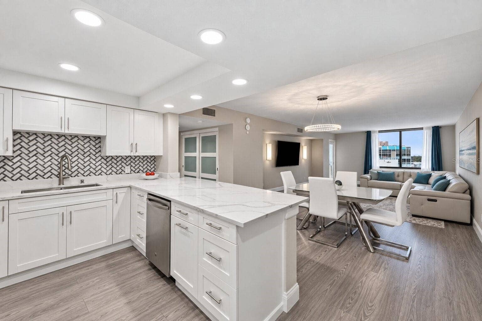 1460 GULF BOULEVARD, #1106, Clearwater, FL 33767