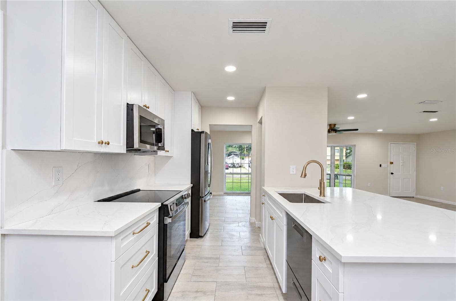 8013 W ELM STREET, Tampa, FL 33615 8013 W ELM STREET, Tampa, FL 33615
