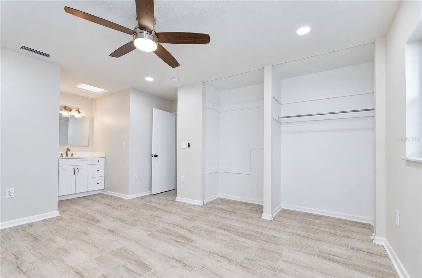 8013 W ELM STREET, Tampa, FL 33615 8013 W ELM STREET, Tampa, FL 33615