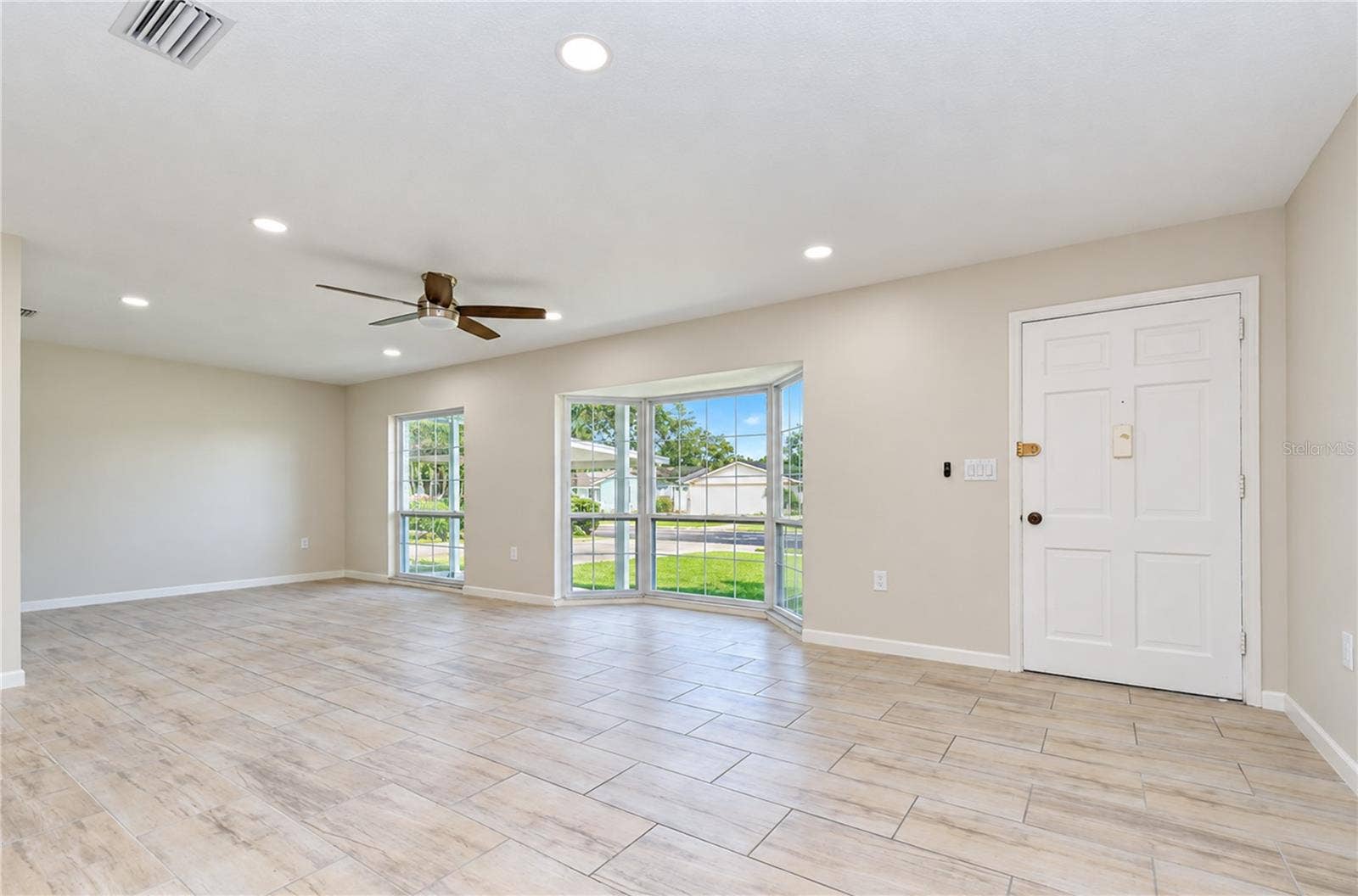 8013 W ELM STREET, Tampa, FL 33615 8013 W ELM STREET, Tampa, FL 33615