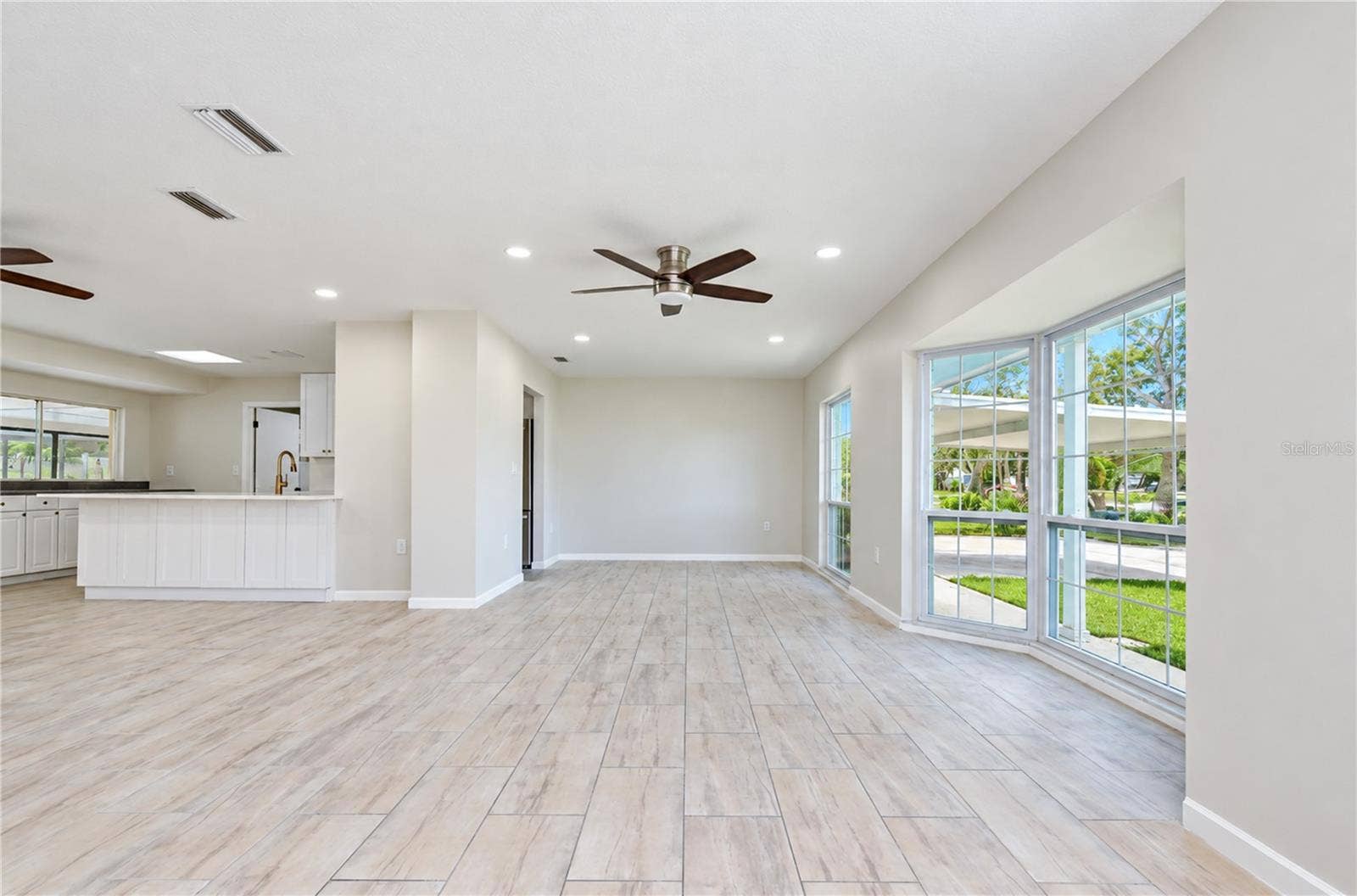 8013 W ELM STREET, Tampa, FL 33615 8013 W ELM STREET, Tampa, FL 33615