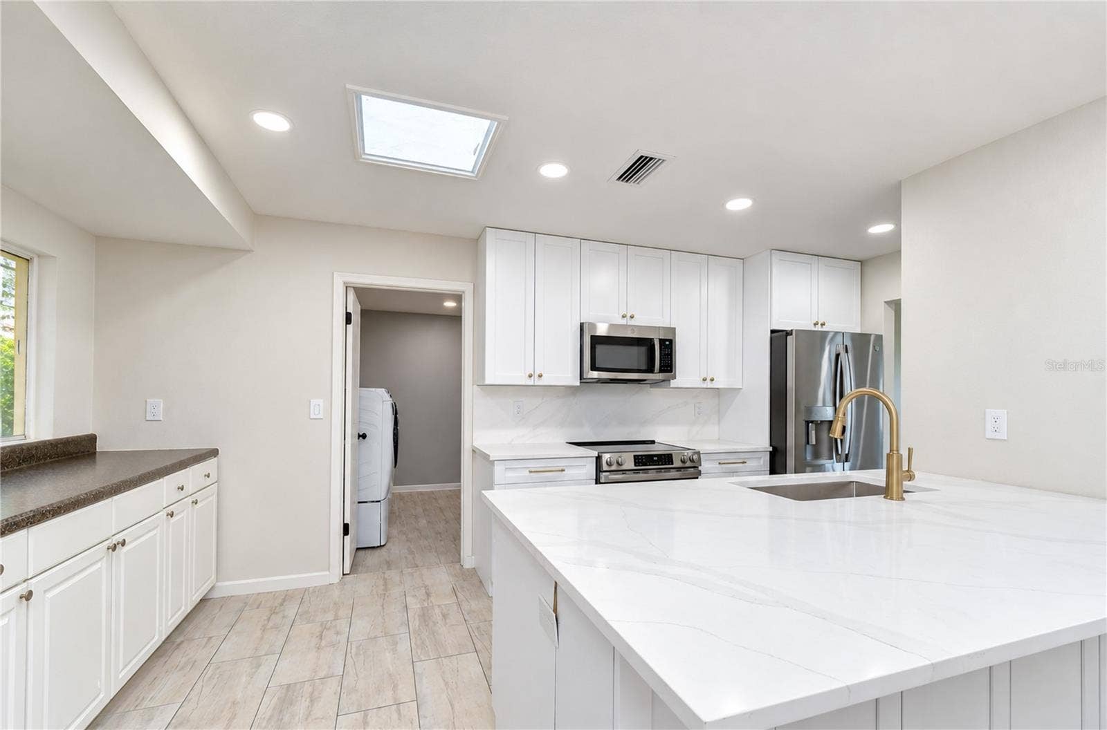 8013 W ELM STREET, Tampa, FL 33615 8013 W ELM STREET, Tampa, FL 33615
