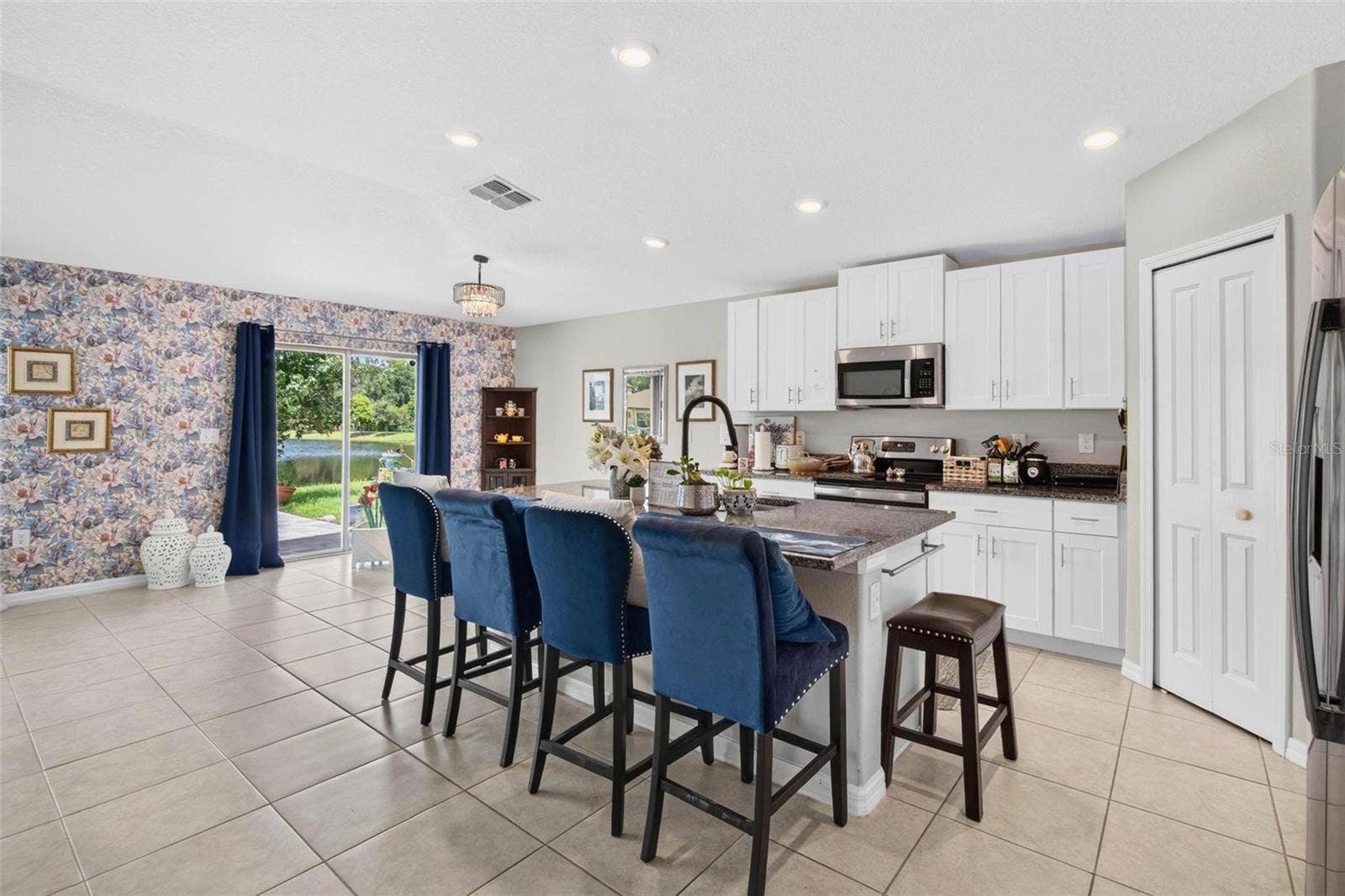 1984 FAN ALOE WAY, Ruskin, FL 33570 1984 FAN ALOE WAY, Ruskin, FL 33570