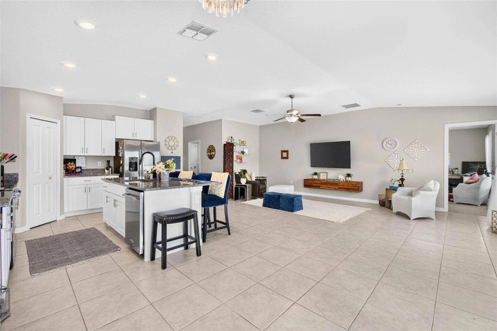 1984 FAN ALOE WAY, Ruskin, FL 33570 1984 FAN ALOE WAY, Ruskin, FL 33570