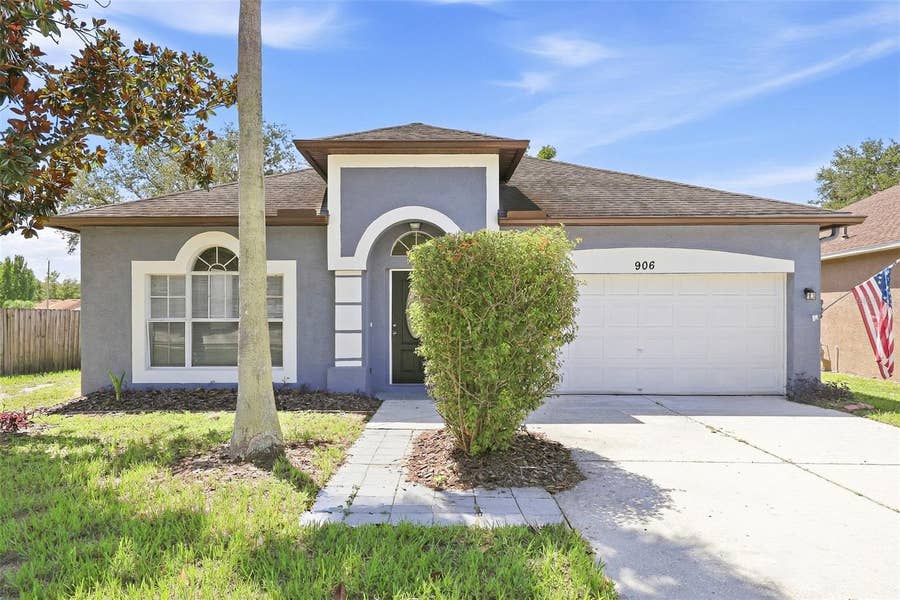 Property photo for 906 GRAND CANYON DRIVE, Valrico, FL