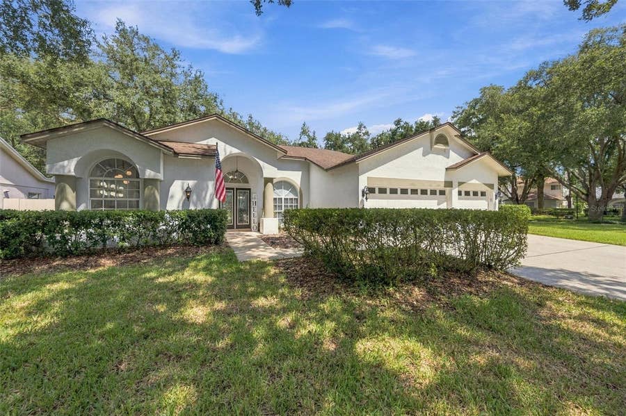 Property photo for 9316 KNIGHTSBRIDGE COURT, Tampa, FL