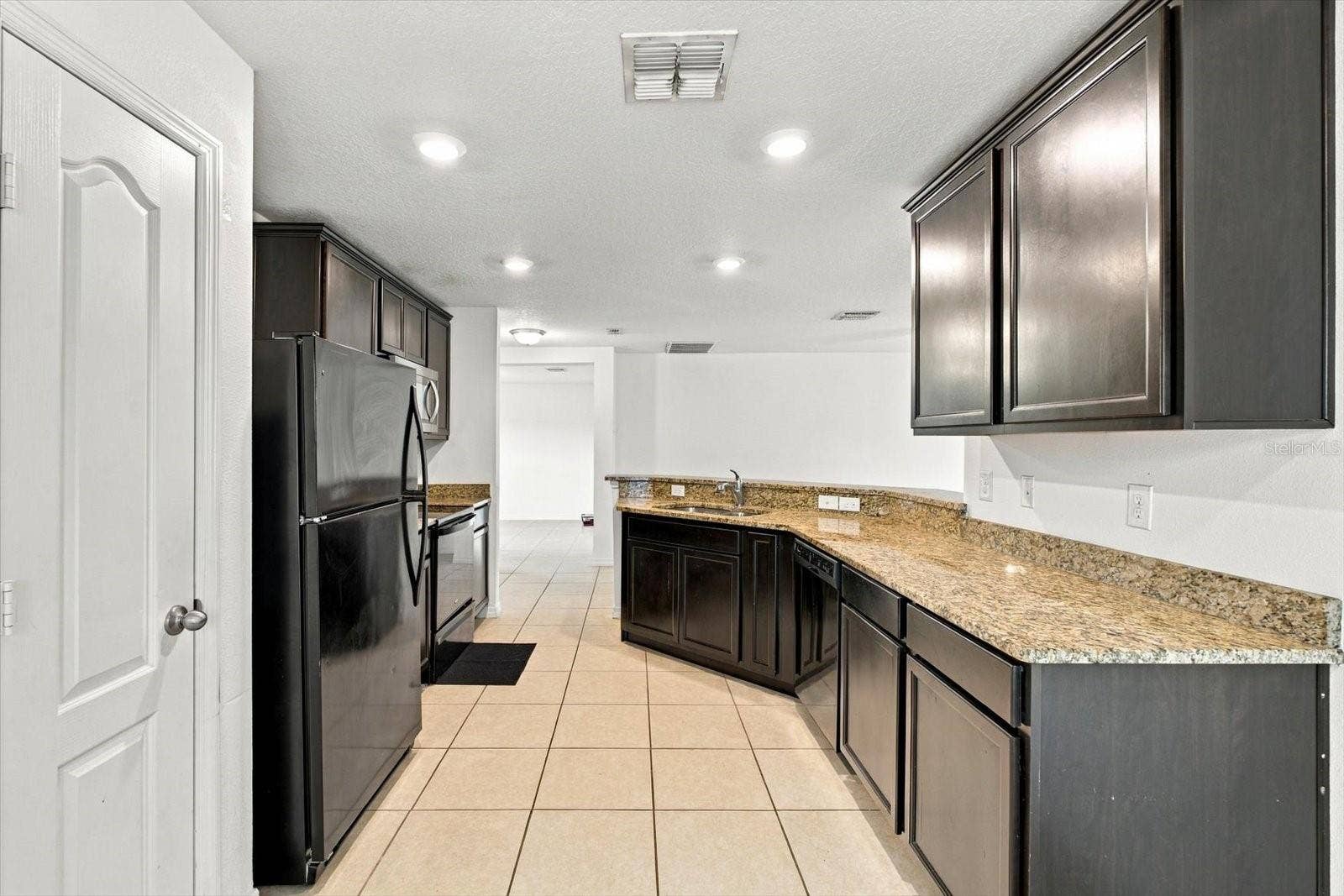 810 CHATHAM WALK DRIVE, Ruskin, FL 33570 810 CHATHAM WALK DRIVE, Ruskin, FL 33570