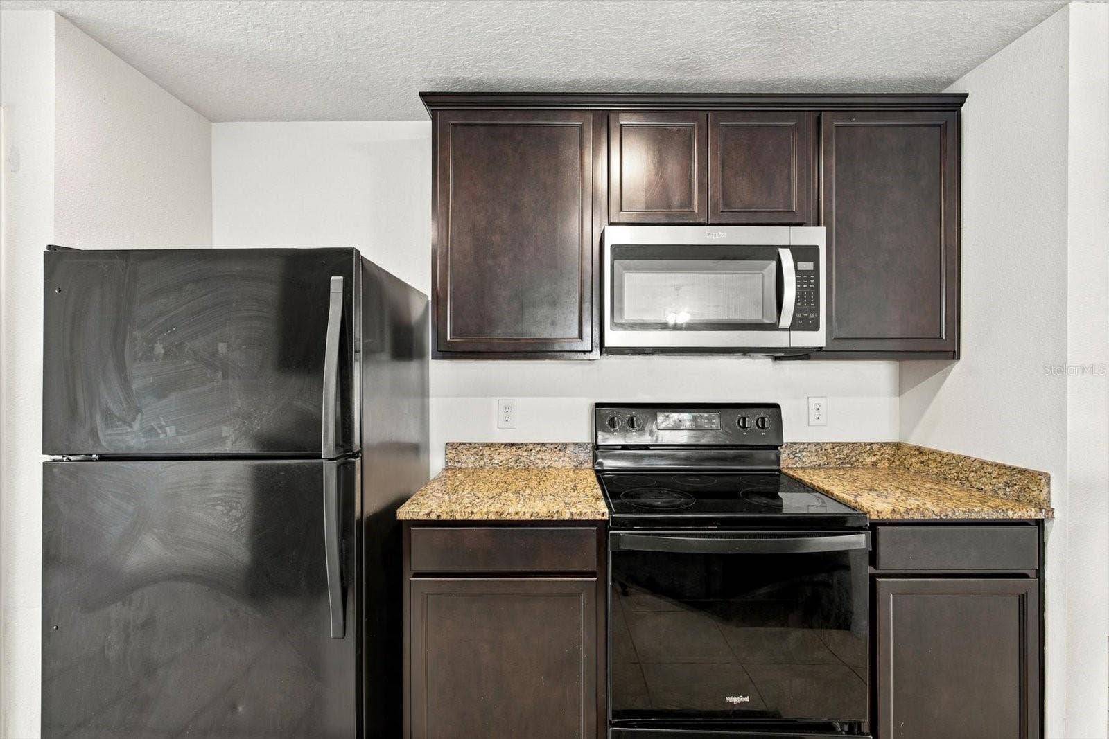810 CHATHAM WALK DRIVE, Ruskin, FL 33570 810 CHATHAM WALK DRIVE, Ruskin, FL 33570