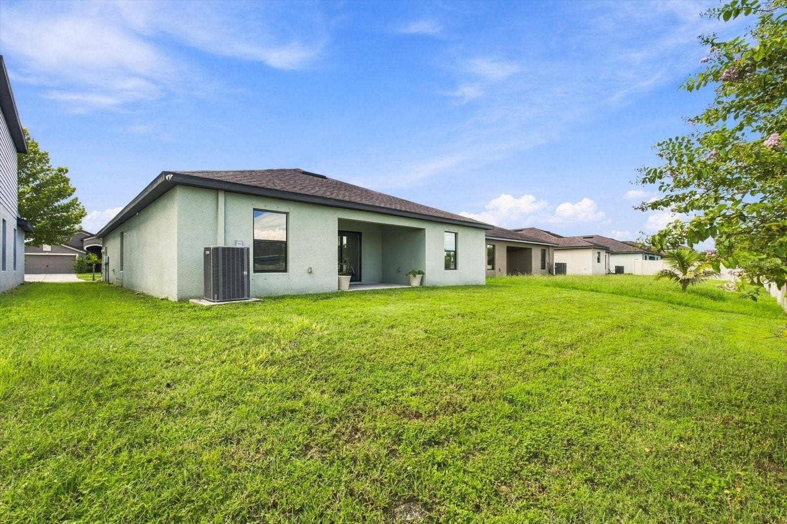 810 CHATHAM WALK DRIVE, Ruskin, FL 33570 810 CHATHAM WALK DRIVE, Ruskin, FL 33570
