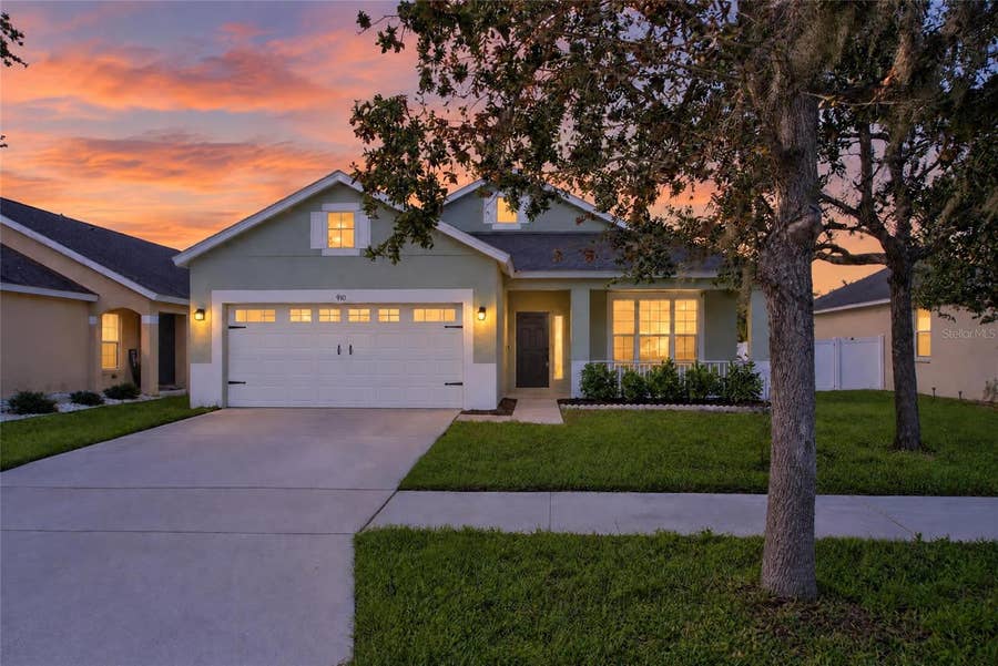 Property photo for 910 15TH STREET NE, Ruskin, FL