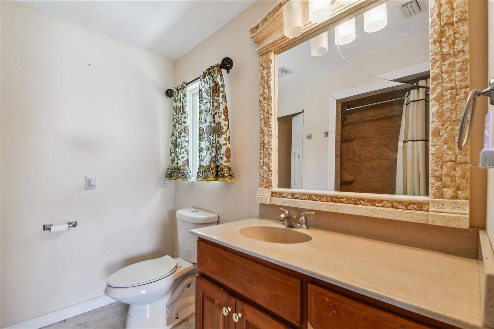 1377 S WASHINGTON AVENUE, Clearwater, FL 33756
