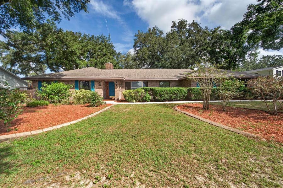 Property photo for 4104 BROOKE DRIVE, Valrico, FL